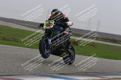 media/Nov-30-2025-TrackDaz (Sun) [[d8b22663df]]/A Group/Session 4 (Wheelie Bump)/